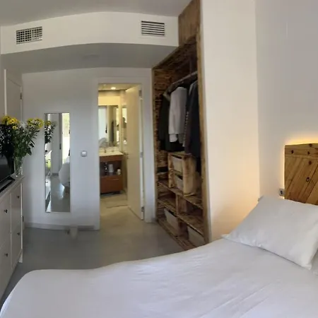 Santi Elegance Apartment